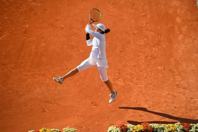 金敃友率先 金敃友率先