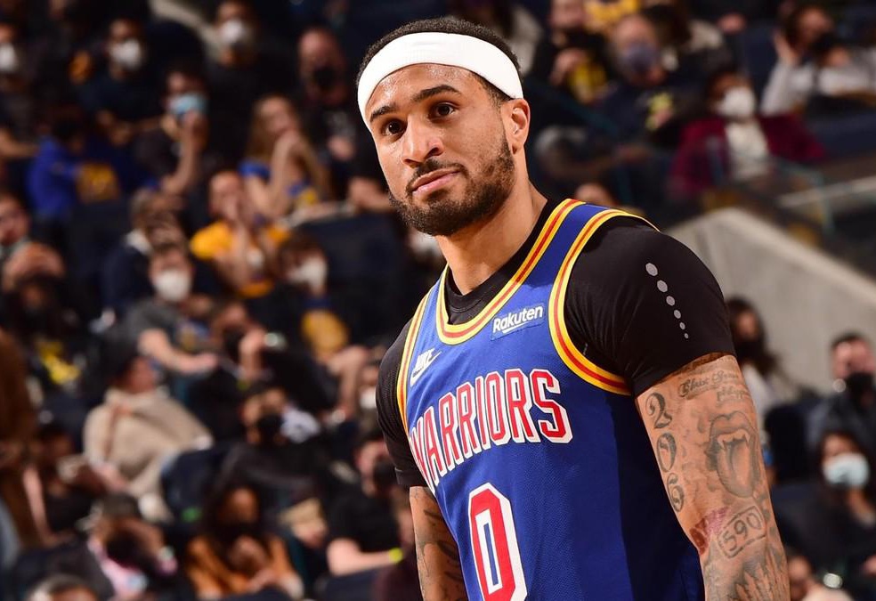 六名内占据 六名内占据