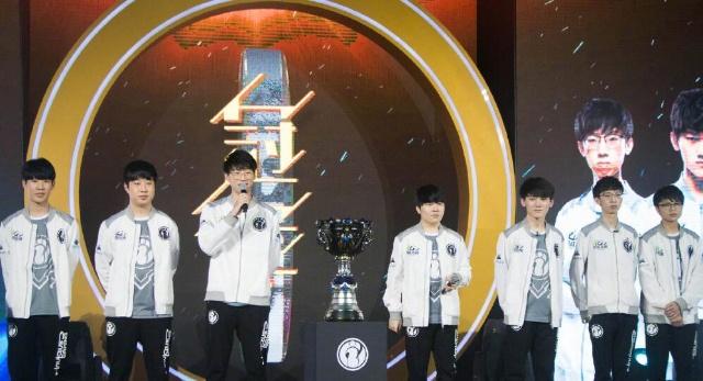 中场抢断 中场抢断