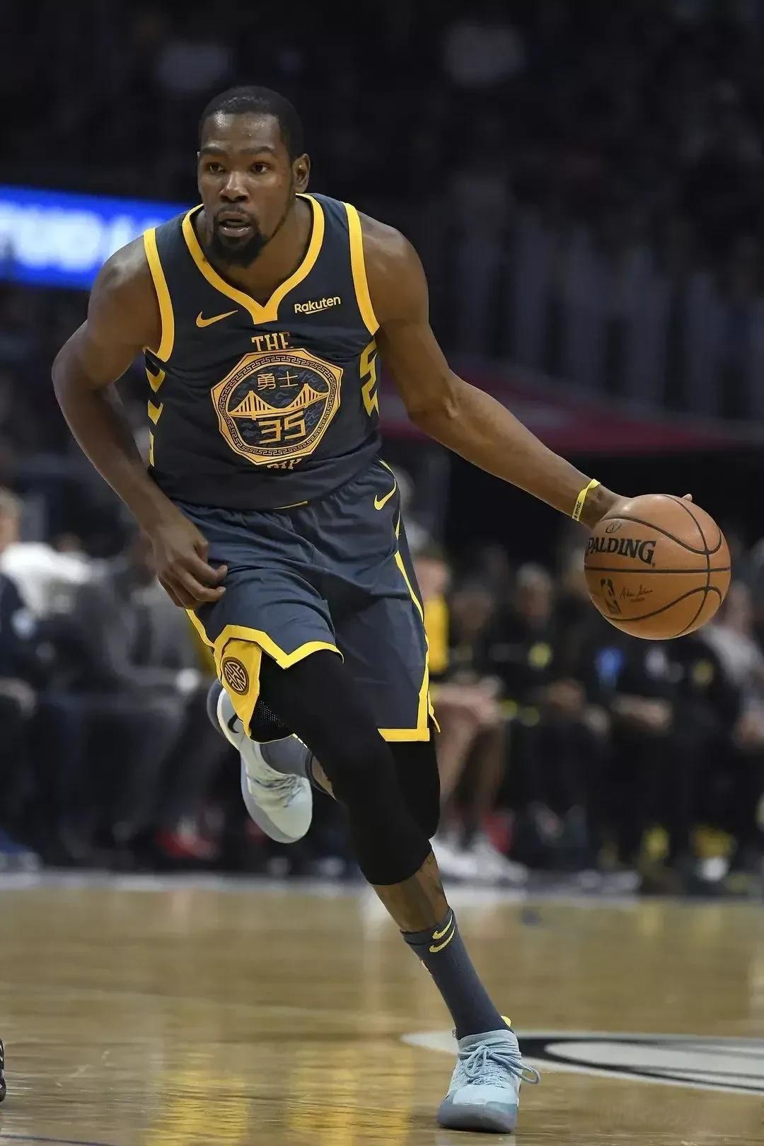 王停在中心 王停在中心